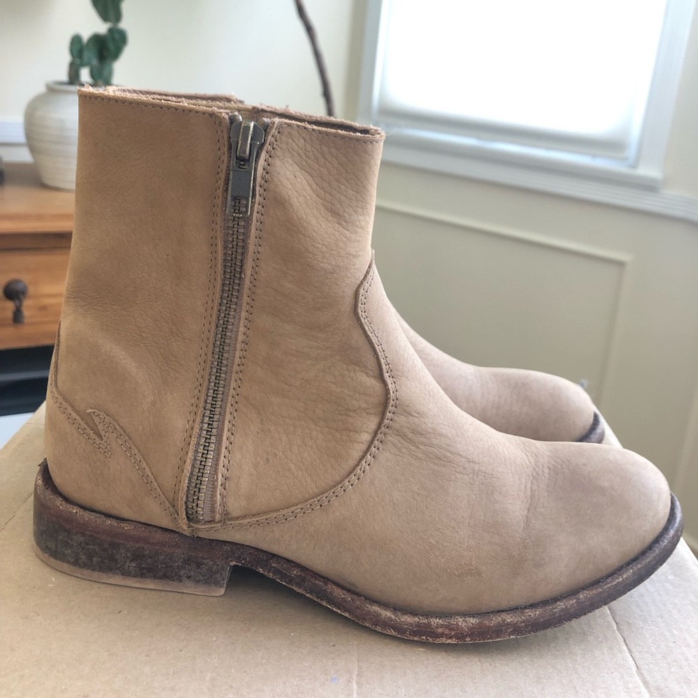 Matisse Leather Tan Booties